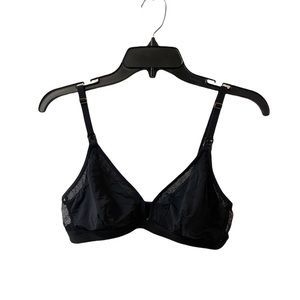 The mesh trim maternity bralette